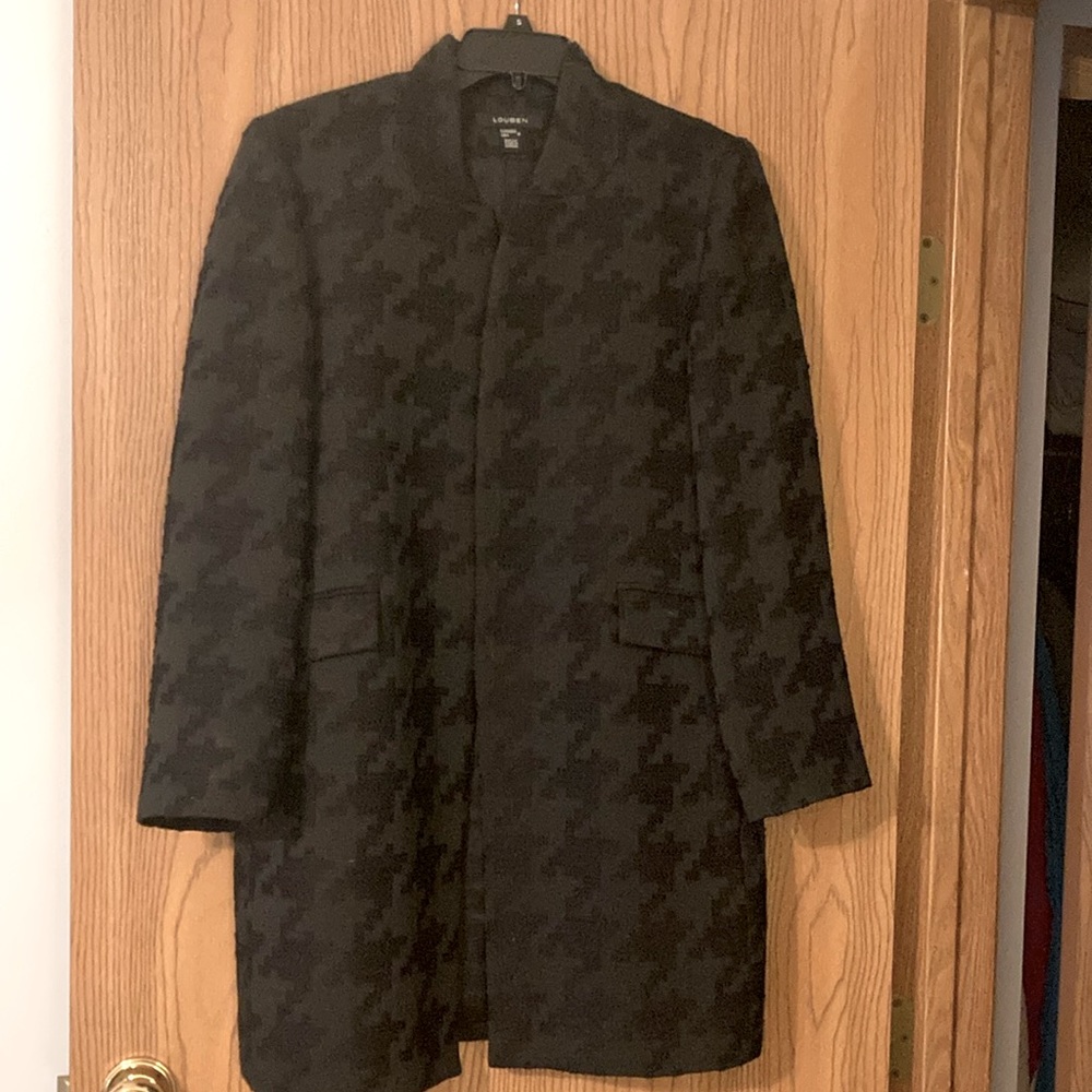 Louben dress jacket open front women’s size 10. Black on black